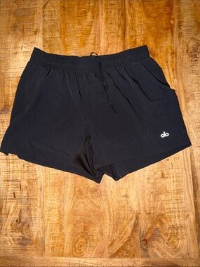 ALO Yoga Men’s Black Athletic Shorts with Subtle Logo
